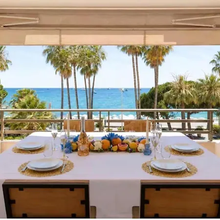 Suite Prestige Croisette Vue Mer Avec Terrasse *