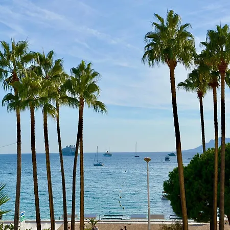 Prestige Croisette Sea View With Private Terrace & Jacuzzi *