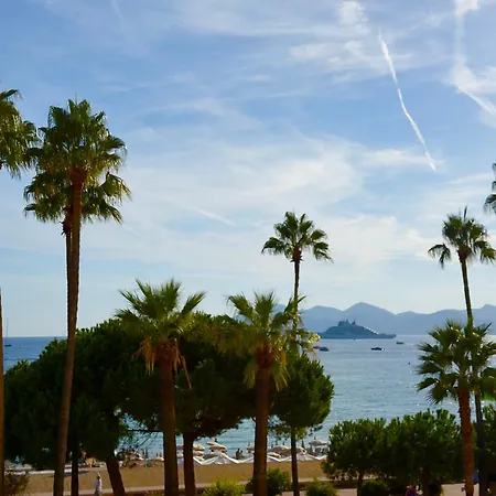 Apartment Prestige Croisette Sea View With Private Terrace & Jacuzzi